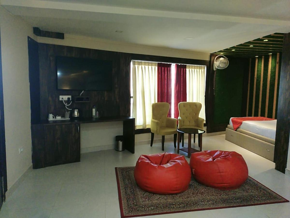 Bensen Hotel Puri Eksteriør billede