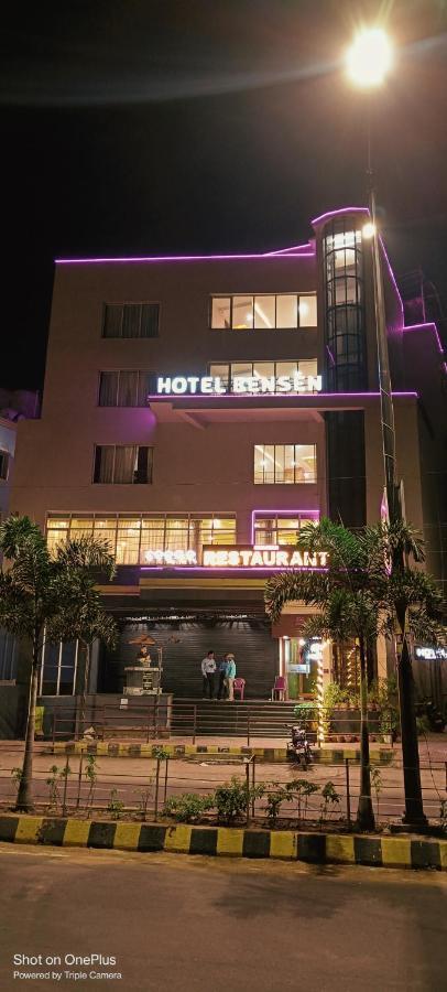 Bensen Hotel Puri Eksteriør billede