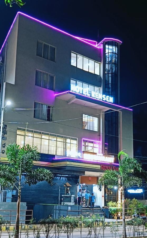 Bensen Hotel Puri Eksteriør billede